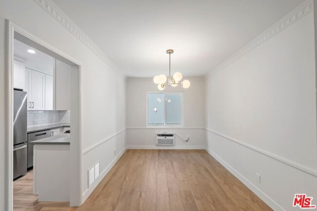 Photo - 1250 N Crescent Heights Blvd Unit 2