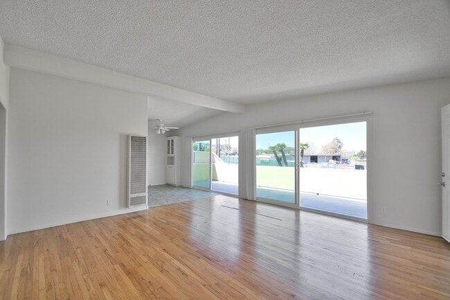 Photo - 1530 Manhattan Beach Blvd Unit A
