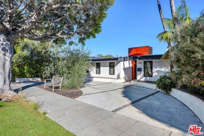Photo - 1812 Navy St