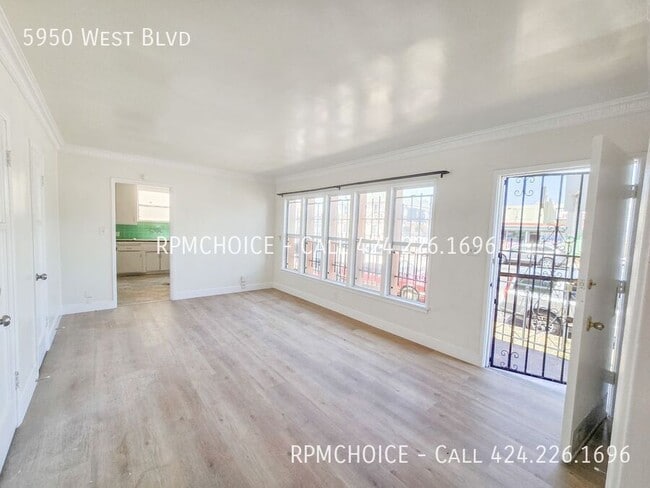 Building Photo - 5950 West Blvd