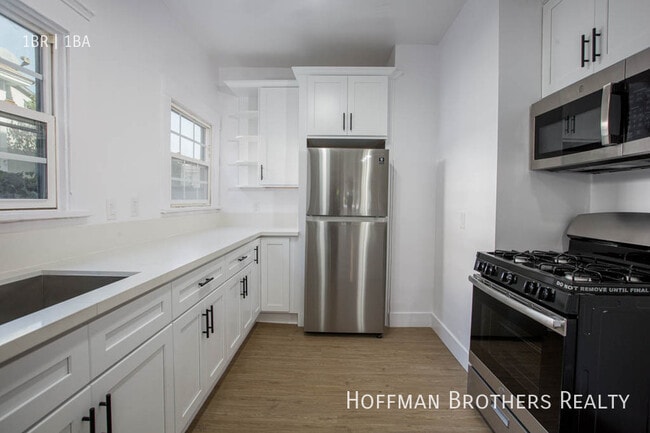 Photo - 1934 S New England St Unit 5
