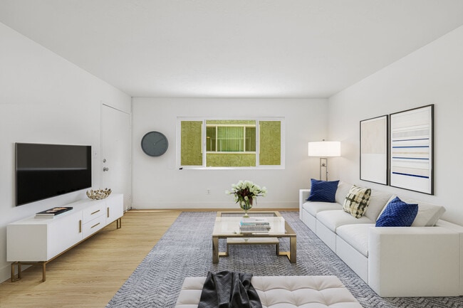 Photo - Granada Terrace Apartments