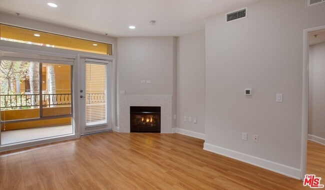 Photo - 346 Hauser Blvd Unit 5-110