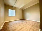 Photo - 525-27 S Juniper St Unit 527 C