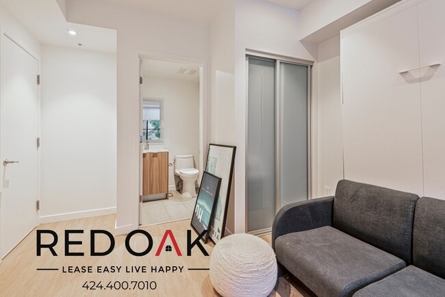 Photo - 11649 Mayfield Ave Unit 2B