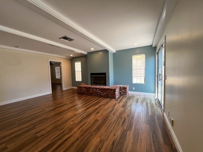 Photo - 7900 Shoshone Ave