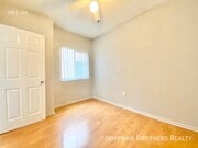 Photo - 1128 Raymond Ave Unit 5