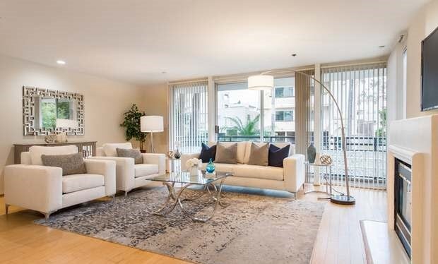 Living room - 1923 Selby Ave Condo Unit 304
