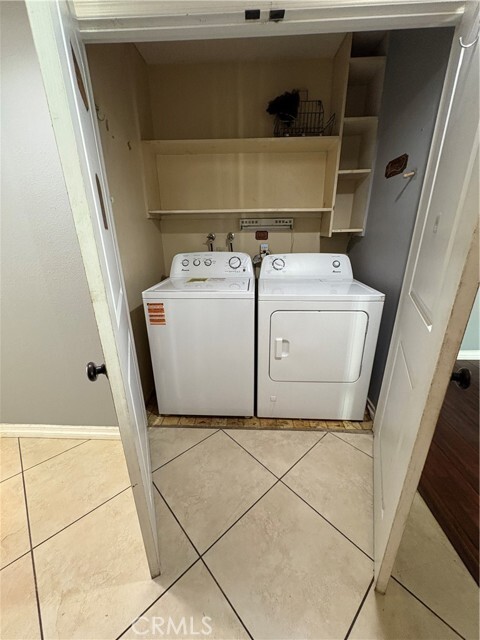 Photo - 1132 Cll Adra