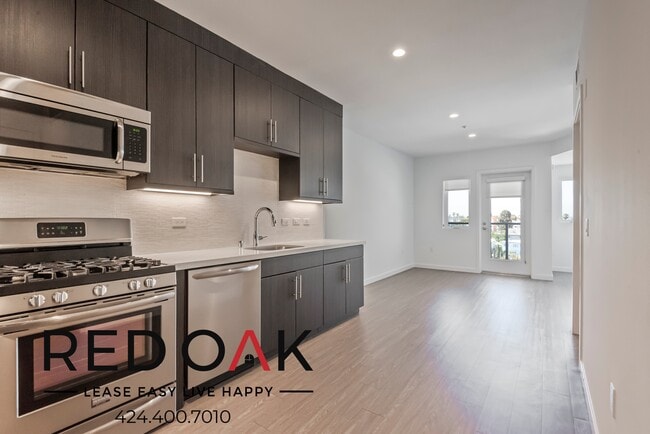 Photo - 11405 Chandler Blvd Unit 610