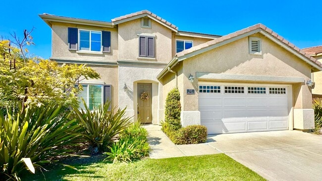Building Photo - Wonderful & Updated Two-Story in the Quiet and Peaceful Wanis View Estates Community of Oceanside!