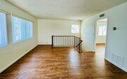 Photo - 28 20th Ct