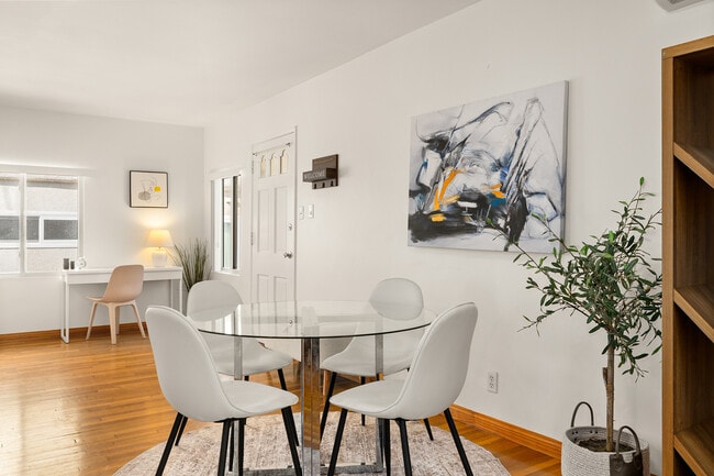 Photo - 1169 Amherst Ave Unit #1173-1/2