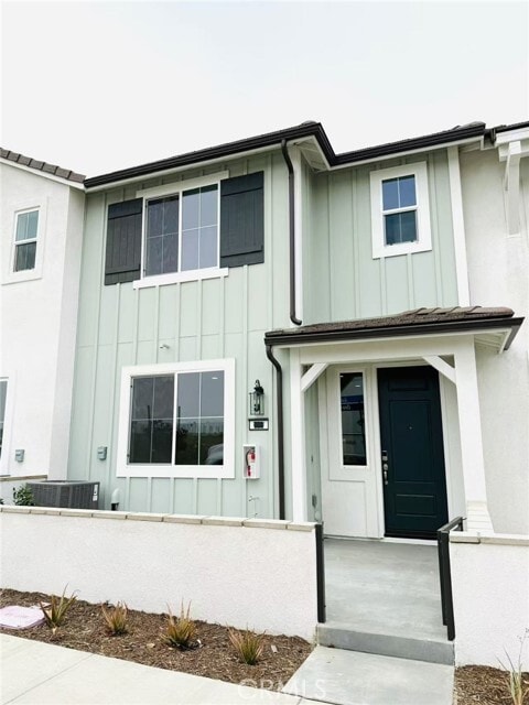Building Photo - 4016 E Lily Paseo