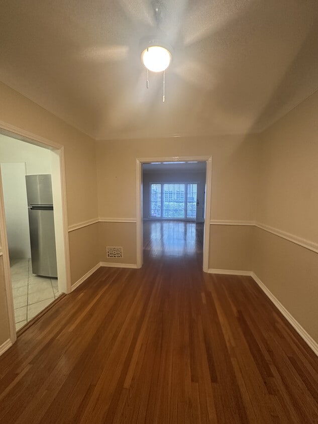 Floor Plan - 2 Bed 1.5 Bath