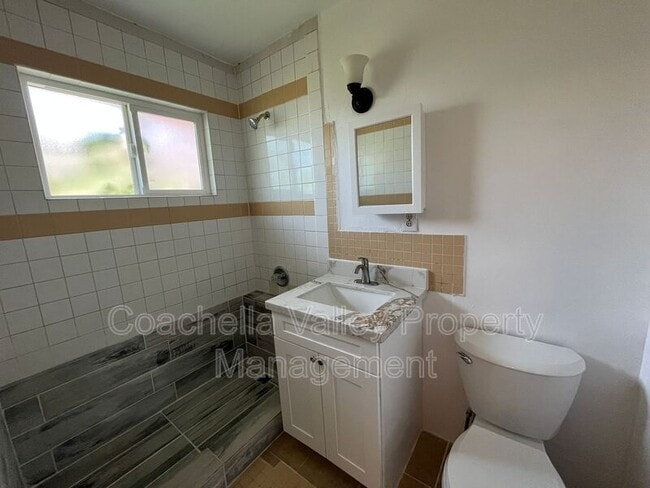 Photo - 85171 Bagdad Ave