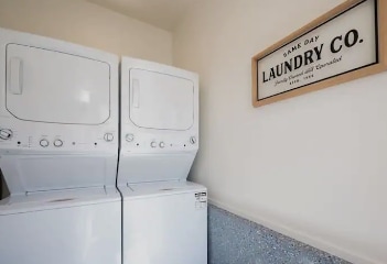 Photo - 3608 Wilshire Terrace