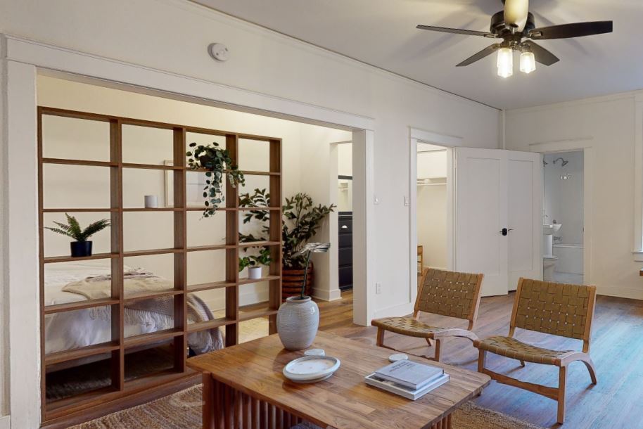 3D Tour - 1245 Vine St - Villa Elaine Apartments