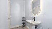 Photo - 420 S Hill St