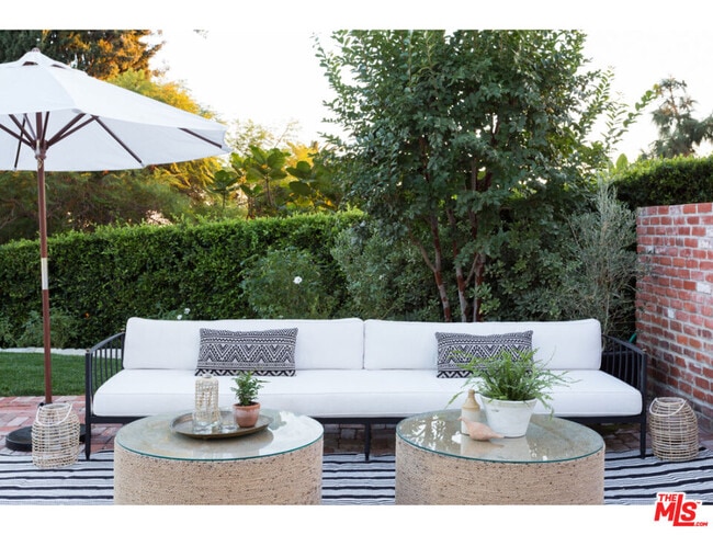 Photo - 1359 Miller Dr