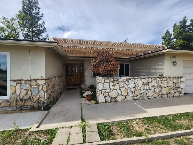 Photo - 11665 Babbitt Ave