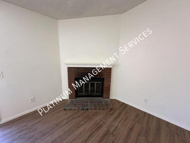 Photo - 1219 E Ave R7