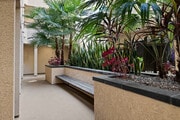 Courtyard - Hoover Hilltop