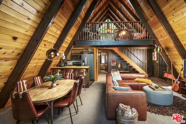 Photo - 1281 Aleutian Dr