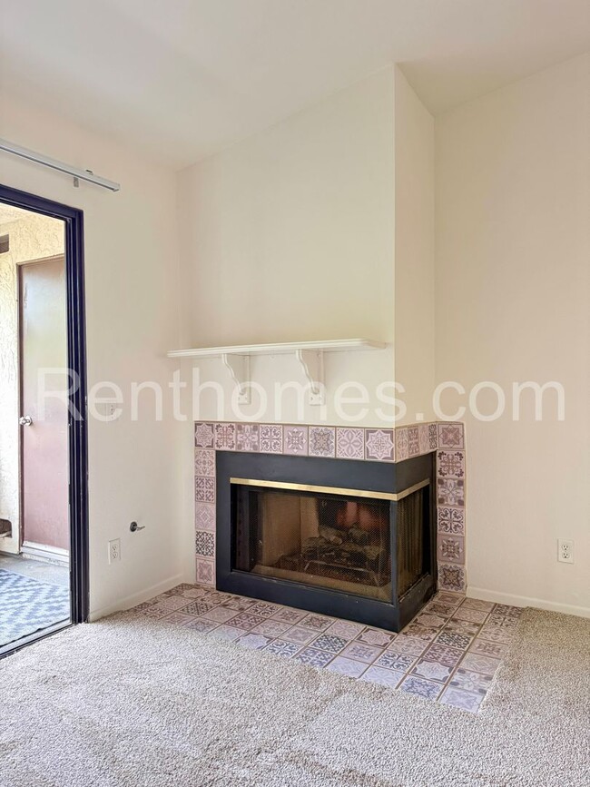 Photo - 2425 Cranston Dr Unit 27