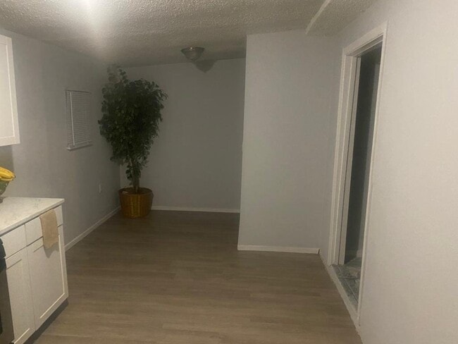 Photo - 8747 Lehigh Ave
