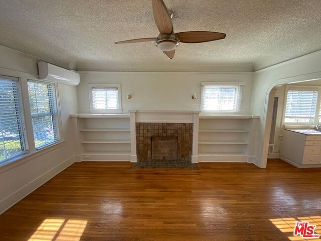 Photo - 1549 S Wilton Pl Condo