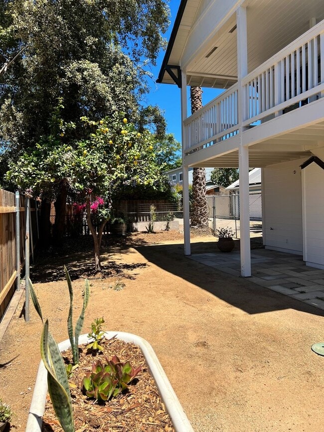 Building Photo - Mulberry Avenue Unit 614 Mulberry Avenue Rental