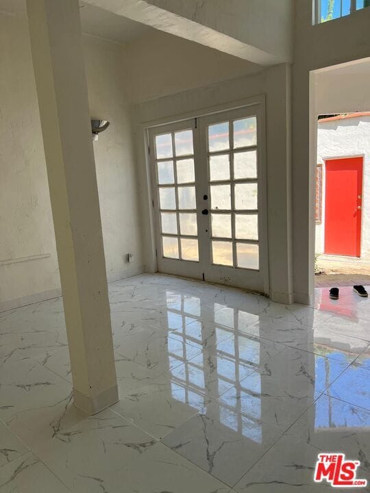 Building Photo - 234 N La Peer Dr Unit 234 1/2