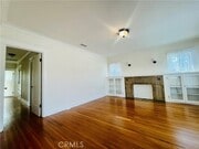 Photo - 3491 Amethyst St