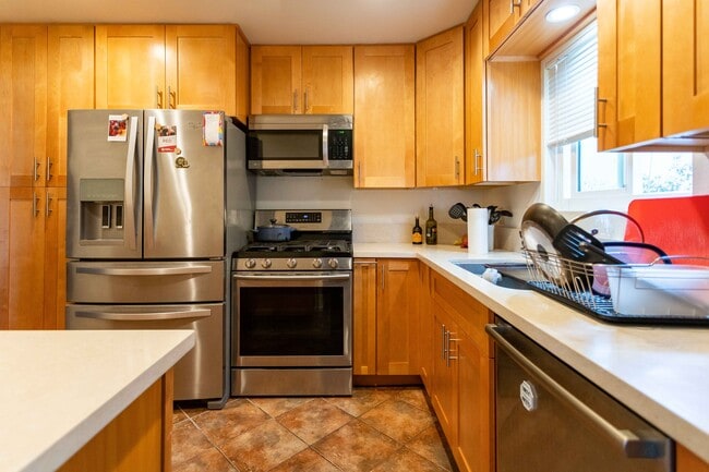 Kitchen - 4903 Indian Wood Rd