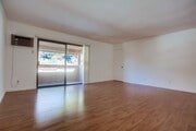 Photo - Cute Oceanside condo with garage parking!