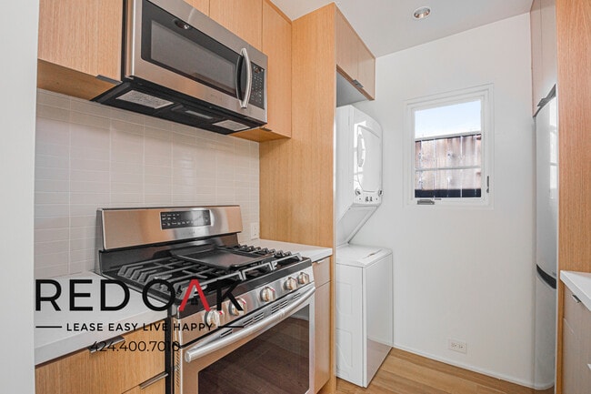 Photo - 2403 S Centinela Ave Unit B