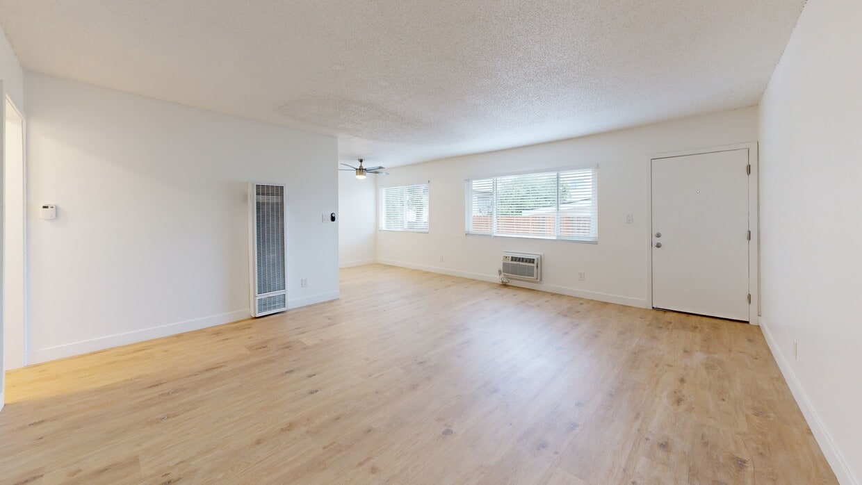 3D Tour - 5330 Corteen Apartments