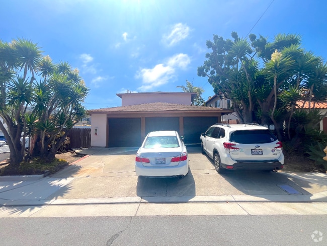 Building Photo - 133 Avenida Miramar Rental