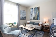 Studio, 1 BA - 413 SF - Entrada