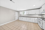 Photo - 11227 Towne Ave