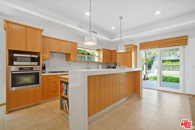 Photo - 31777 Broad Beach Rd