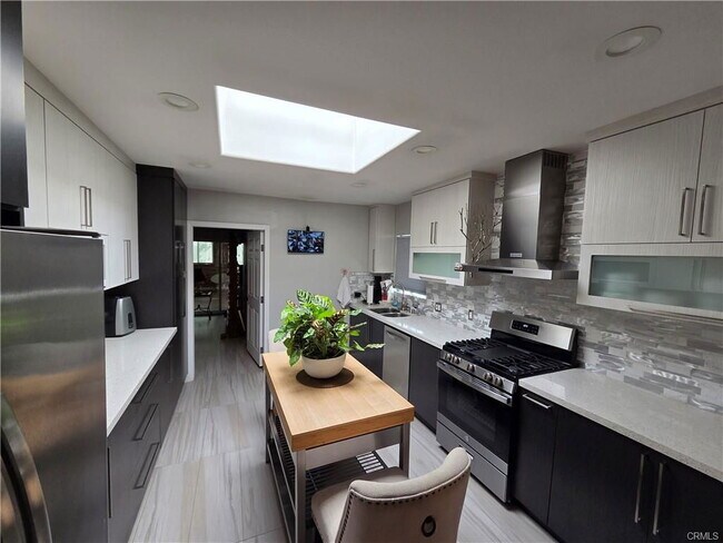 Photo - 14152 Tiara St