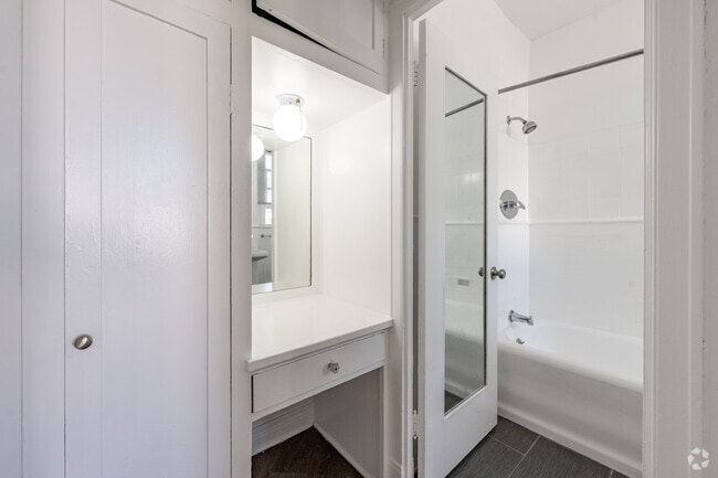 Interior Photo - The Asbury Apartments