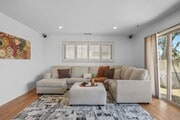 Photo - 1357 Cornwall St
