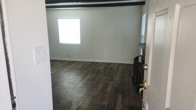 Photo - 3548 Military Ave