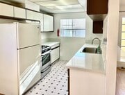 Photo - 2456 Arizona Ave Unit 4