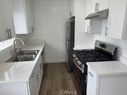 Photo - 1418 E 3rd St Apartment