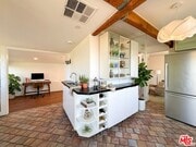 Photo - 3050 Knob Dr