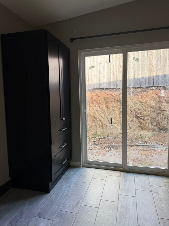 Photo - 285 Lilac Dr Unit A